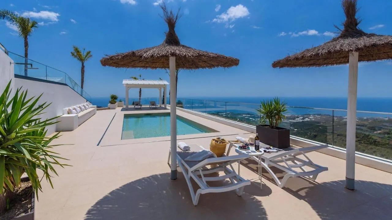 Holiday home Casa What A Life Sayalonga By Ruralidays Spain