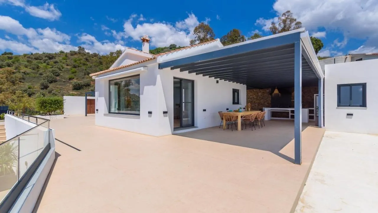 Casa What A Life Sayalonga By Ruralidays Holiday home