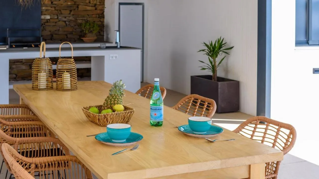 Casa What A Life Sayalonga By Ruralidays Holiday home
