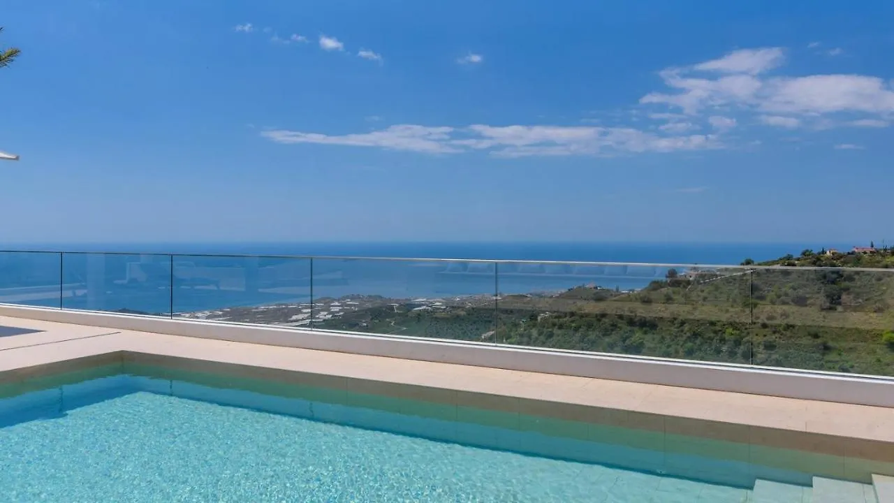 Holiday home Casa What A Life Sayalonga By Ruralidays Spain