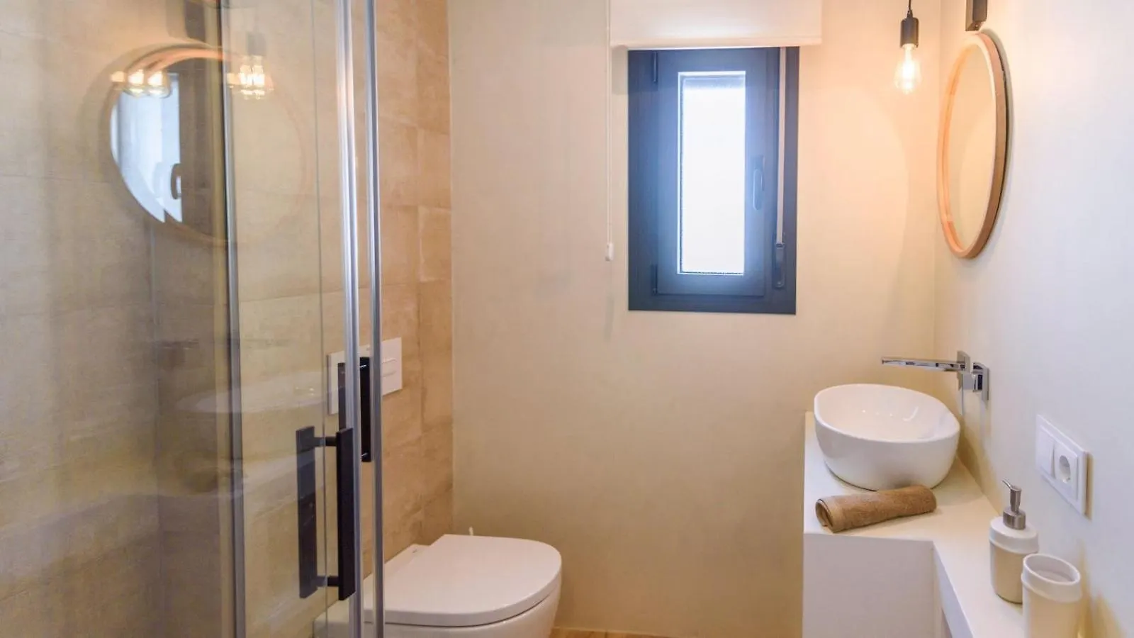 Casa What A Life Sayalonga By Ruralidays Holiday home