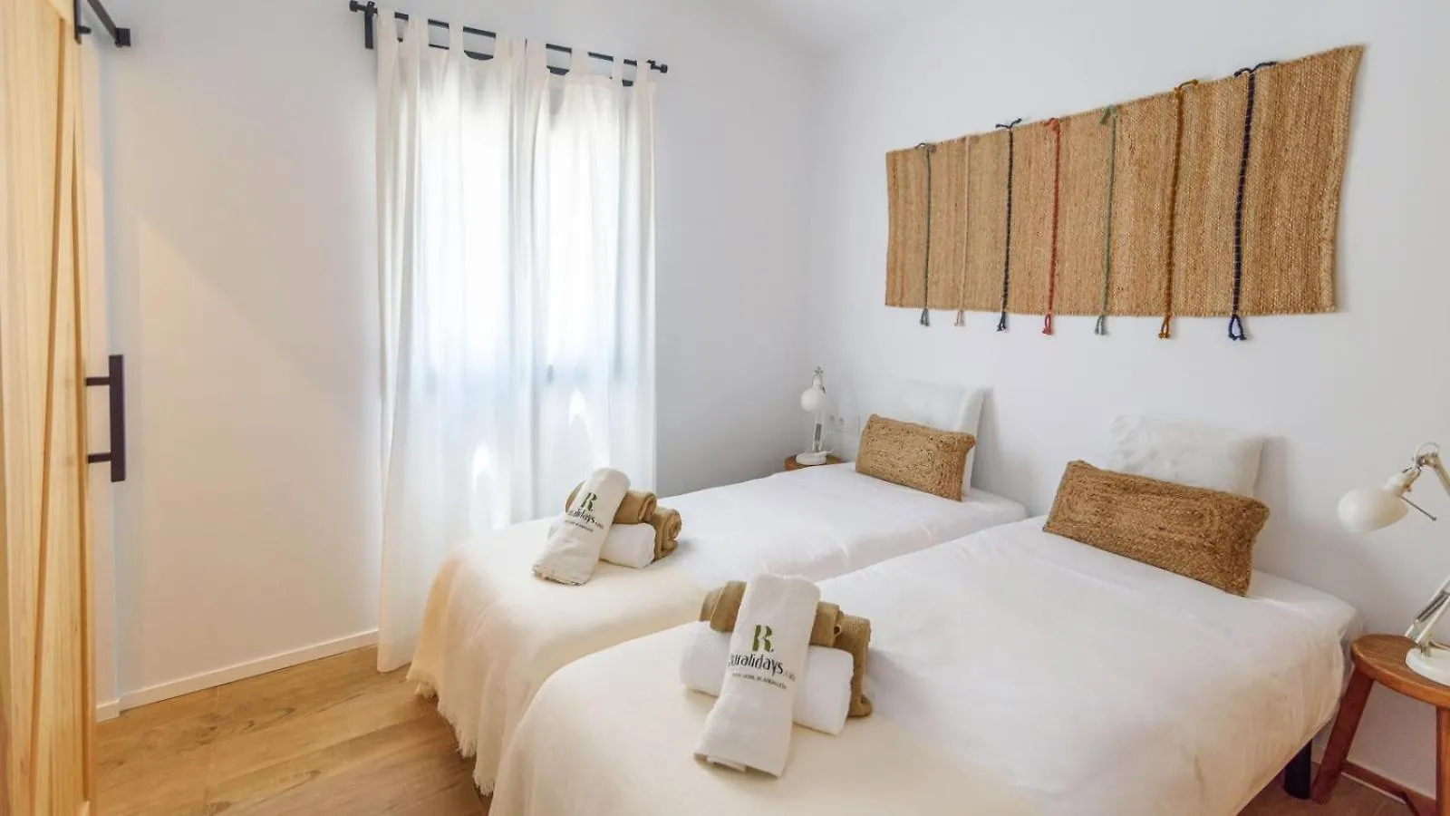 Casa What A Life Sayalonga By Ruralidays Сasa de vacaciones