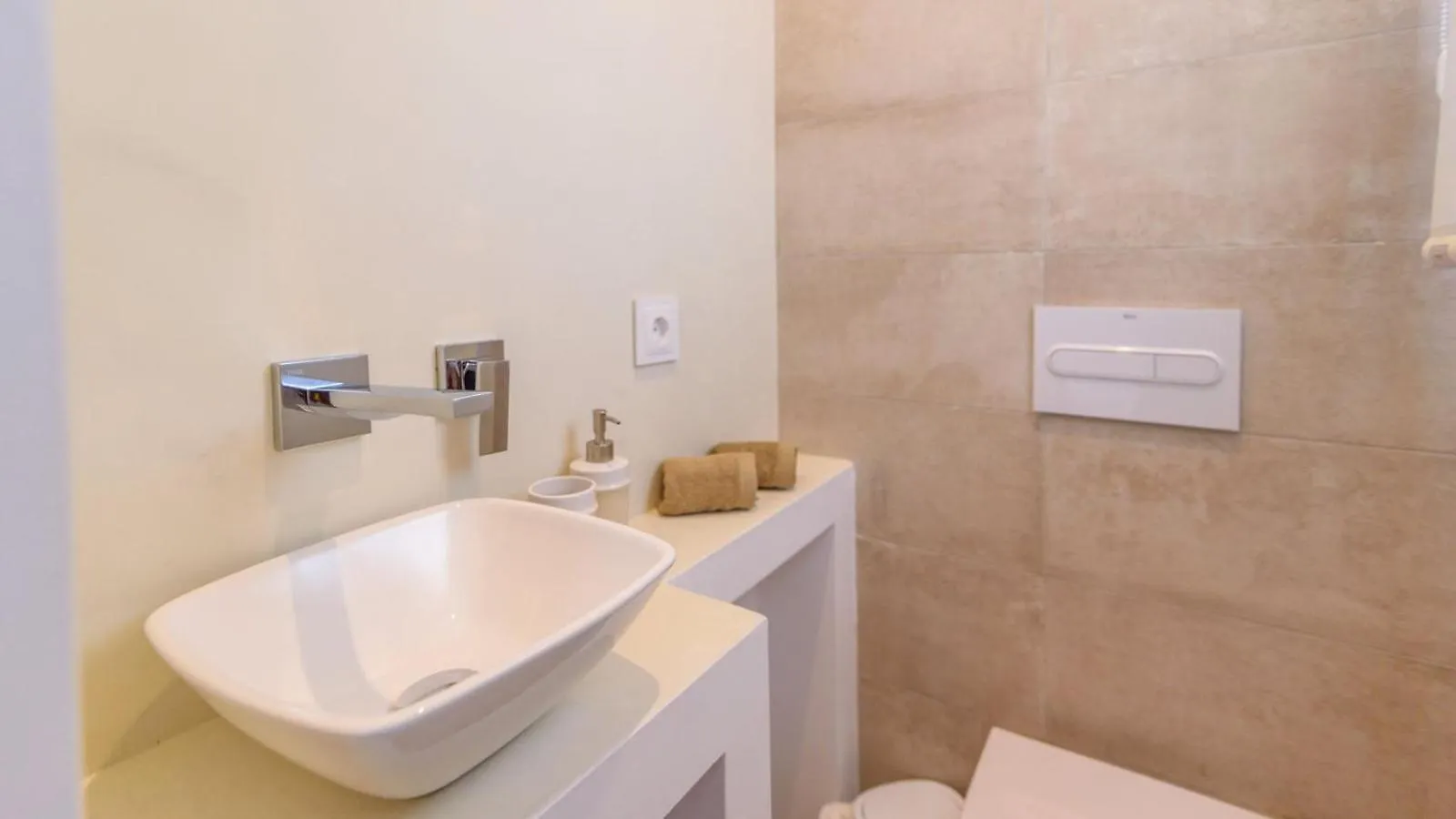 Holiday home Casa What A Life Sayalonga By Ruralidays Spain